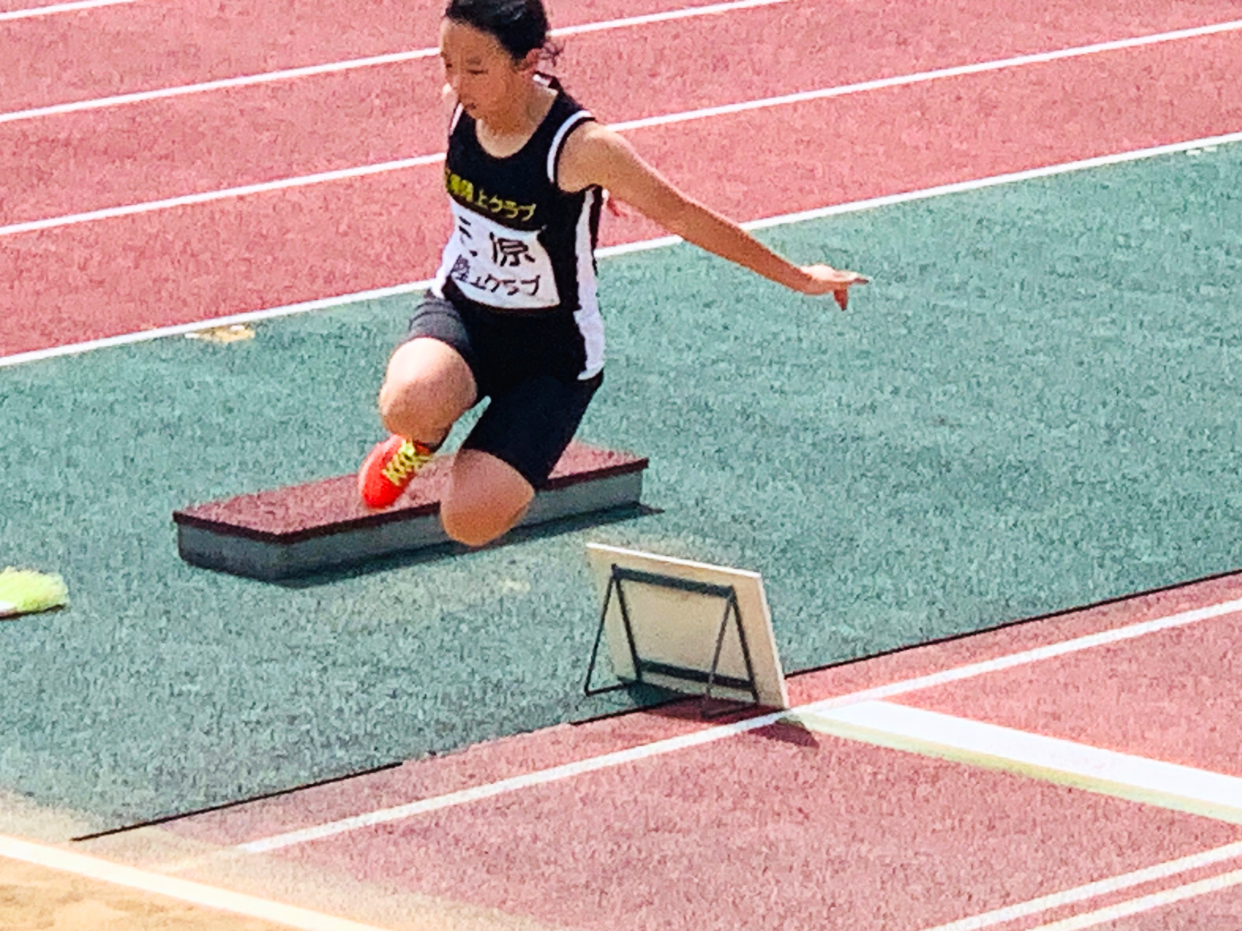 女子コンバインドB走り幅跳び