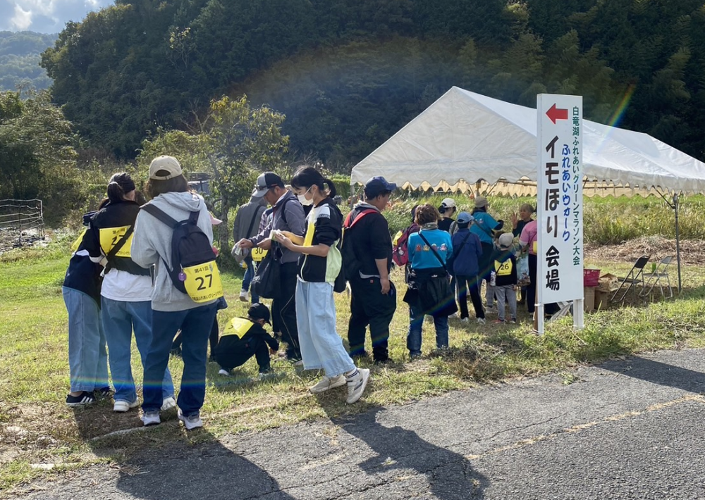 60 芋掘り会場07