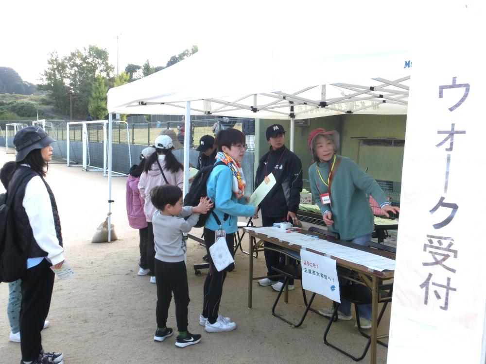 業務　受付風景（西）